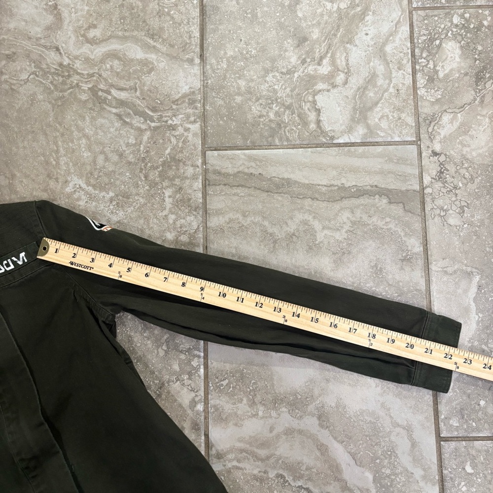 Star Wars Galaxy’s Edge Resistance Jacket Full Zip Resist Rebel Spire Log Sz S - Picture 11 of 11